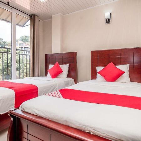 Hotel Janora Hills Kandy Esterno foto