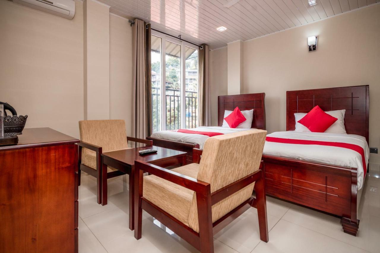 Hotel Janora Hills Kandy Esterno foto